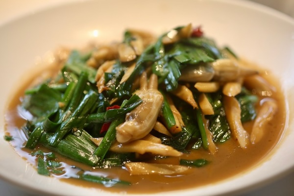 Hangzhou's spring table bursts with seasonal treasures