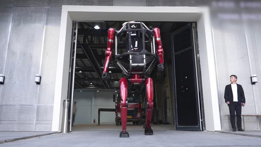 Unitree secures orders after sensational debut of manned mecha