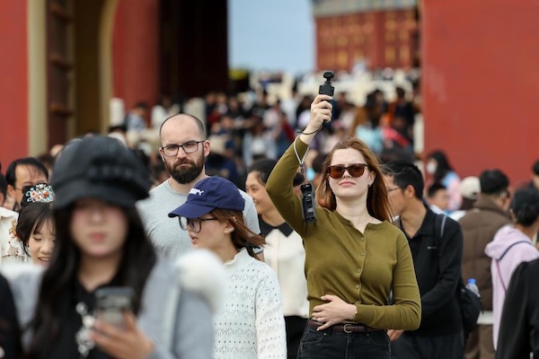 China's expanded visa waiver policies drive foreign visitors beyond big cities