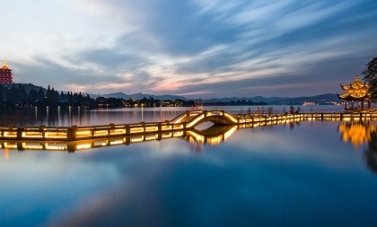 Take a look at amazing Hangzhou through a lens