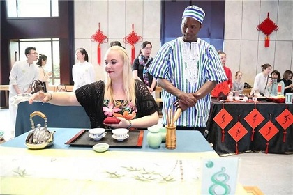Chinese tea culture draws overseas enthusiasts