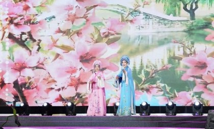 Opera festival in honor of Grand Canal opens in Hangzhou