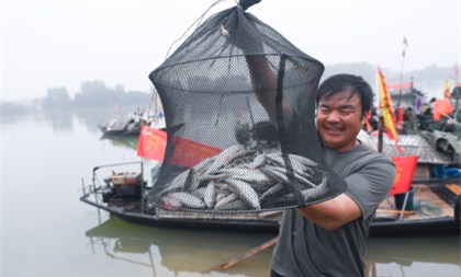 Beaming smiles, full nets seen as fishing season kicks off