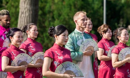 2019 Hangzhou Global Qipao Festival held in Vienna