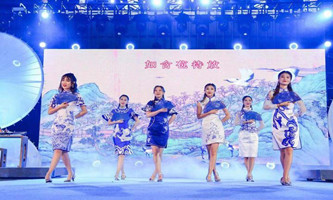 Hangzhou Global Qipao Festival wraps up with fashion show