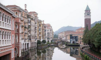 Xiaoshan has its mini replica of Venice