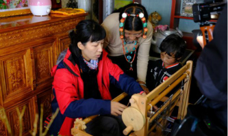 ​Hangzhou entrepreneur teaches weaving skills in Tibet 