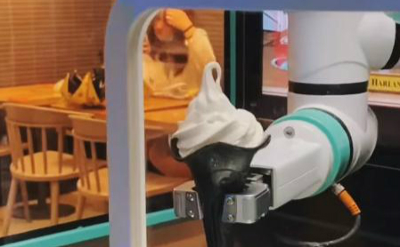 Robots make ice creams in KFC stores