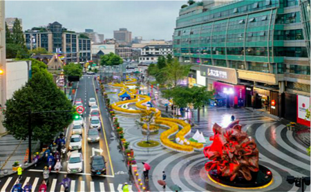 Digital technology makes city smarter