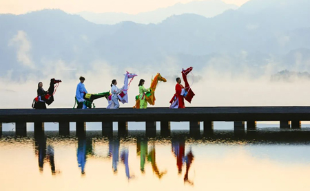 Chun'an bamboo horse dance