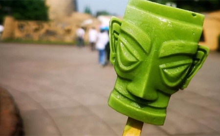Landmark-shaped popsicles give Chinese a new taste of culture