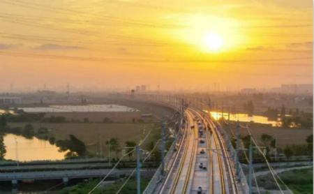 Hangzhou-Shaoxing-Taizhou high-speed railway completes construction