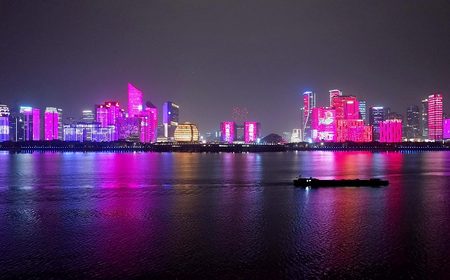 Asian Games light show illuminates Hangzhou at night