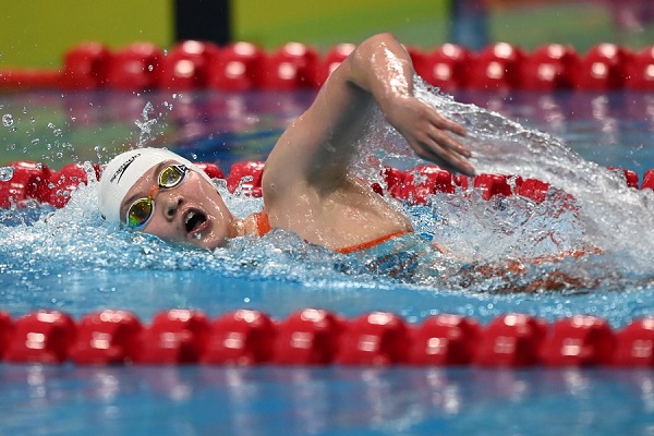 Li Bingjie equals Asian record in women's 400m free at National Championships