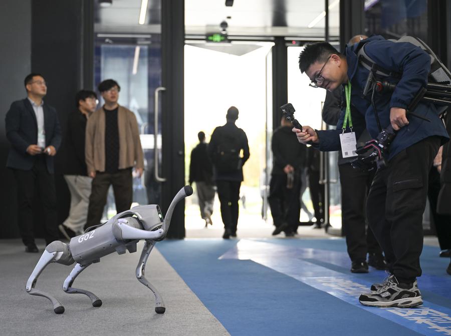 AI to generate 680 billion USD for telecom sector