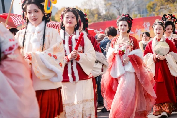 New Year fair opens in Hangzhou