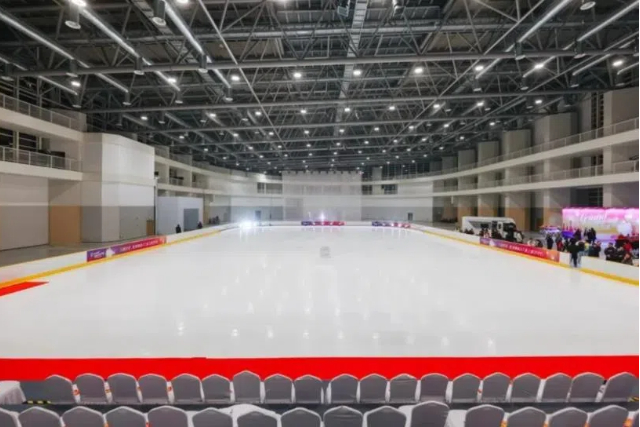 Hangzhou unveils new landmark ice rink