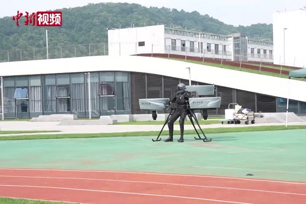 China-developed single-person wearable aircraft completes first public flight