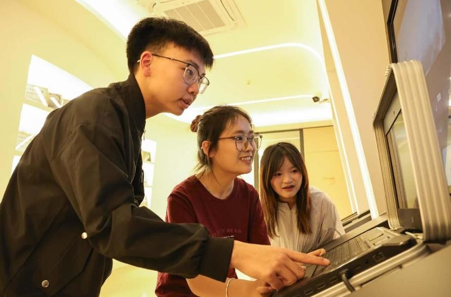Chinese schools embrace AI for smarter learning