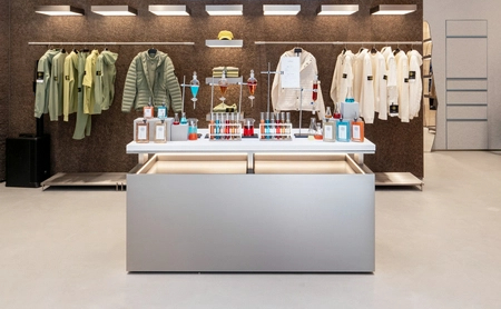 Italian brand Stone Island opens Hangzhou flagship store
