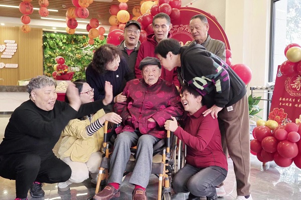 Celebrate longevity in Hangzhou's Gongshu district