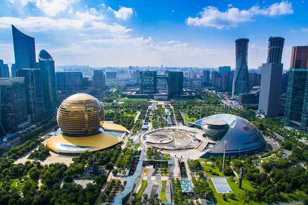 15 Hangzhou entrepreneurs honored as drivers of Zhejiang's modernization