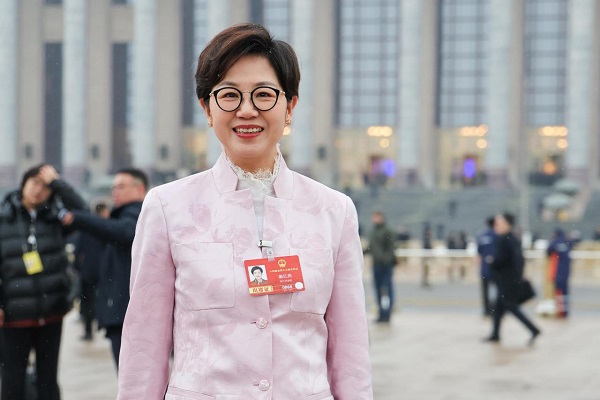 Zhejiang deputy praises pro-business environment at Two Sessions
