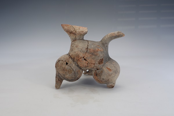 Treasures unearthed in Zhejiang