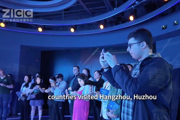 SCO media delegation tours Zhejiang
