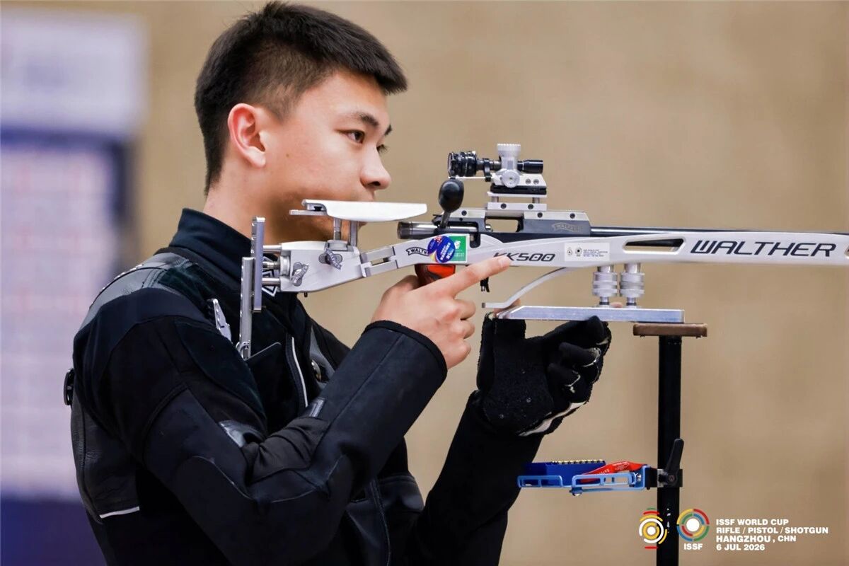 China claims 2 golds, Zhang breaks world record at ISSF World Cup