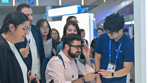 Digital trade expo showcases emerging tech reshaping daily life