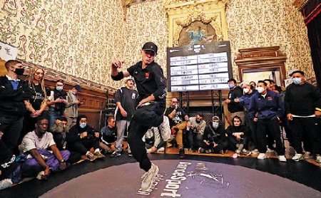 China's dancers get set for their big break