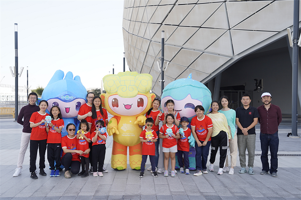 Chinese celebrate Hangzhou Asian Games in Qatar